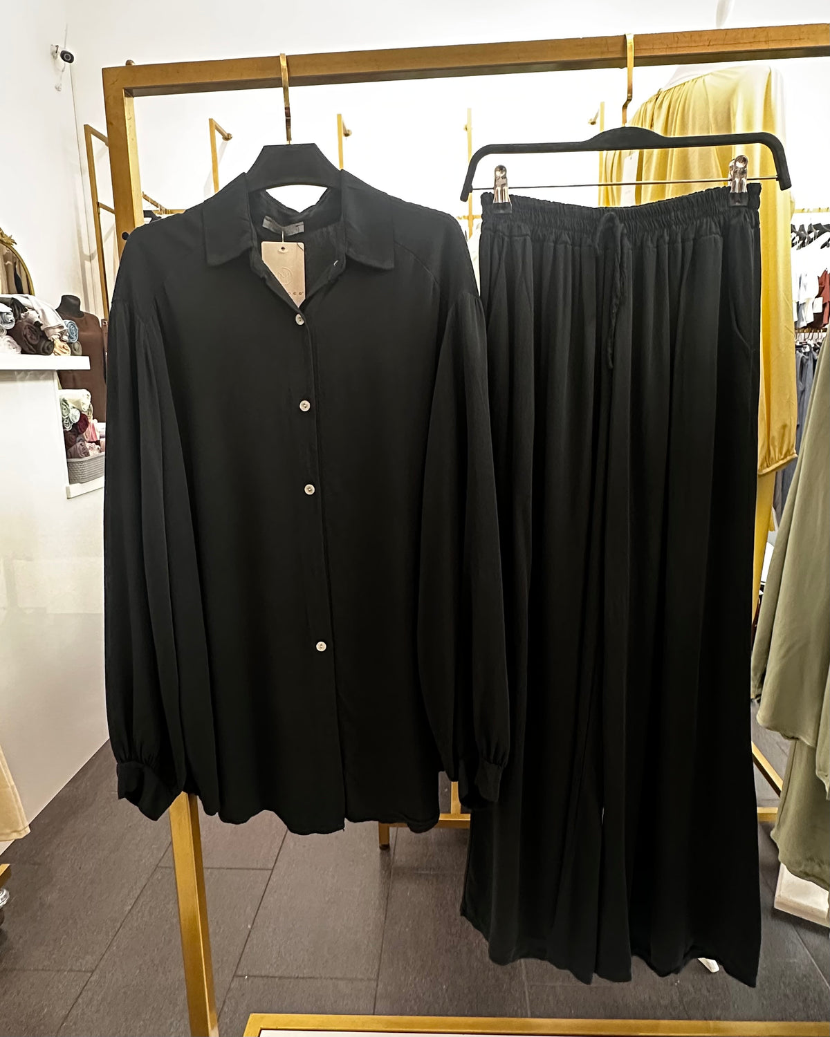 Schwarz
